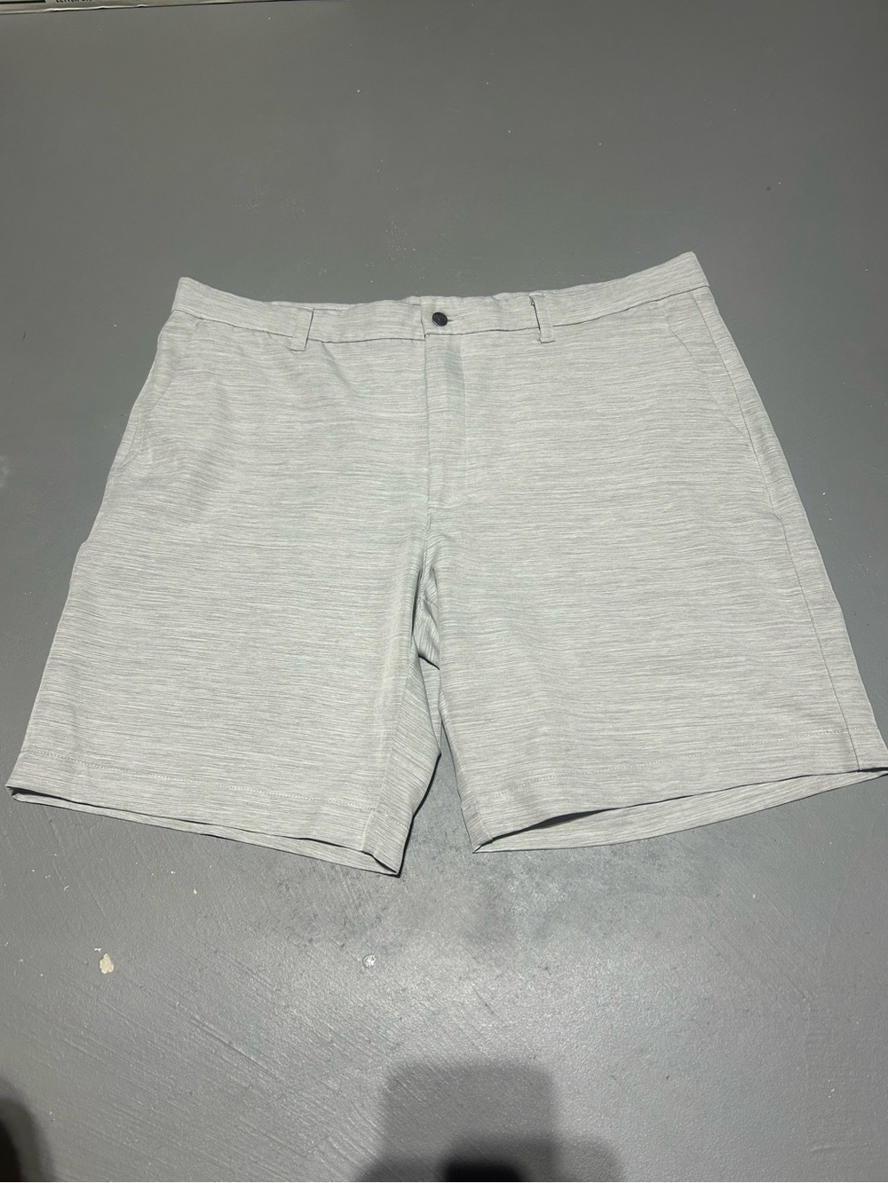 Callaway Gray Performance Golf Shorts (Men’s Size 38)